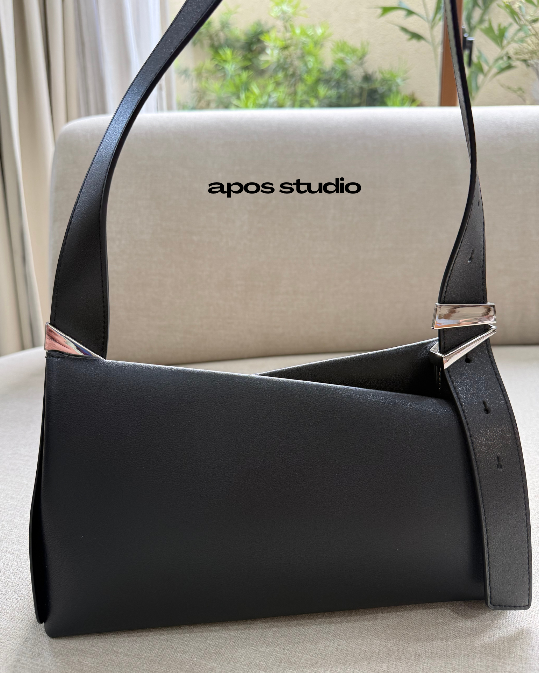 Quinn by Apos Studio (Black)