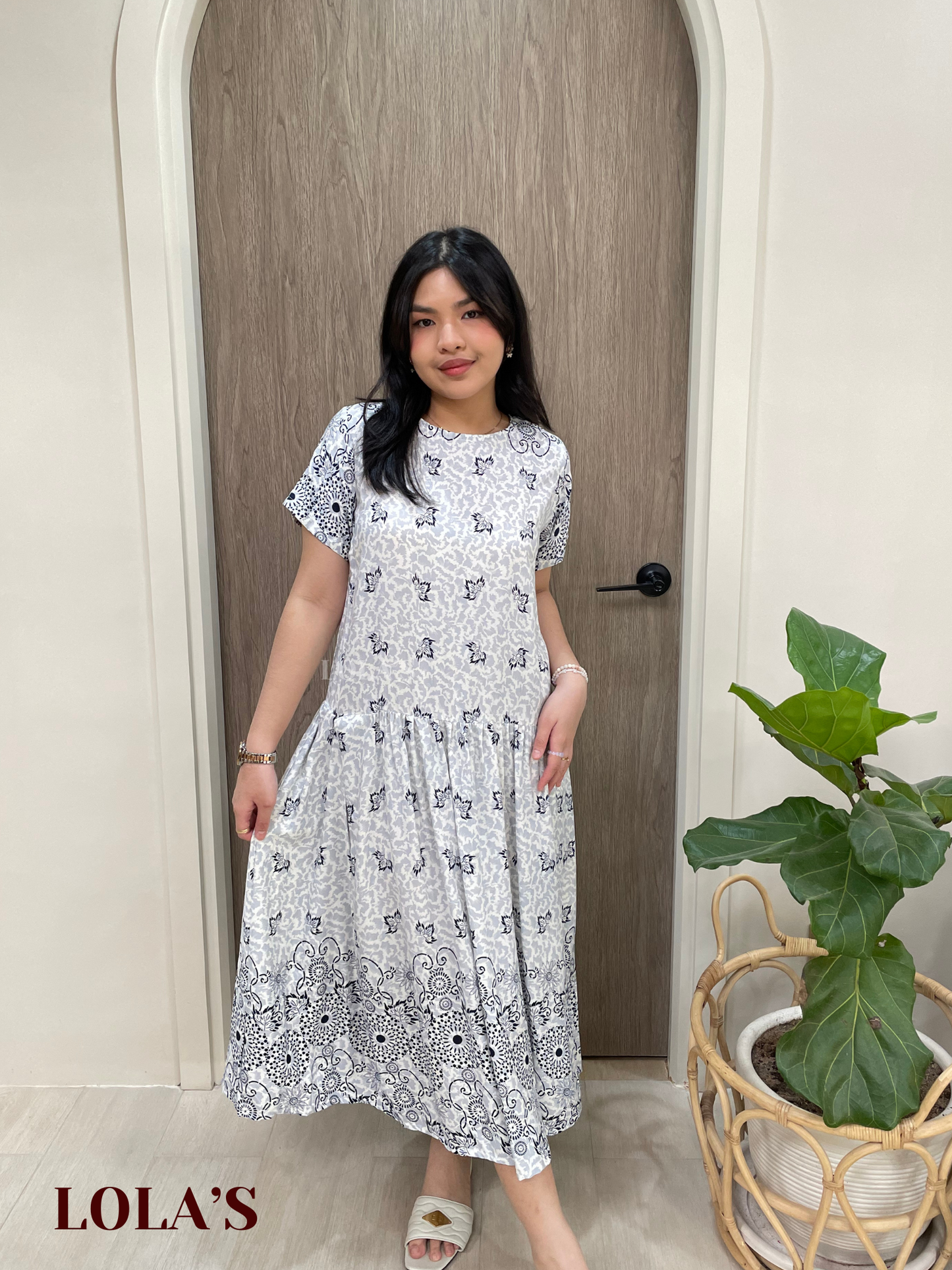 Mina Dress (Gray-Blue Floral)
