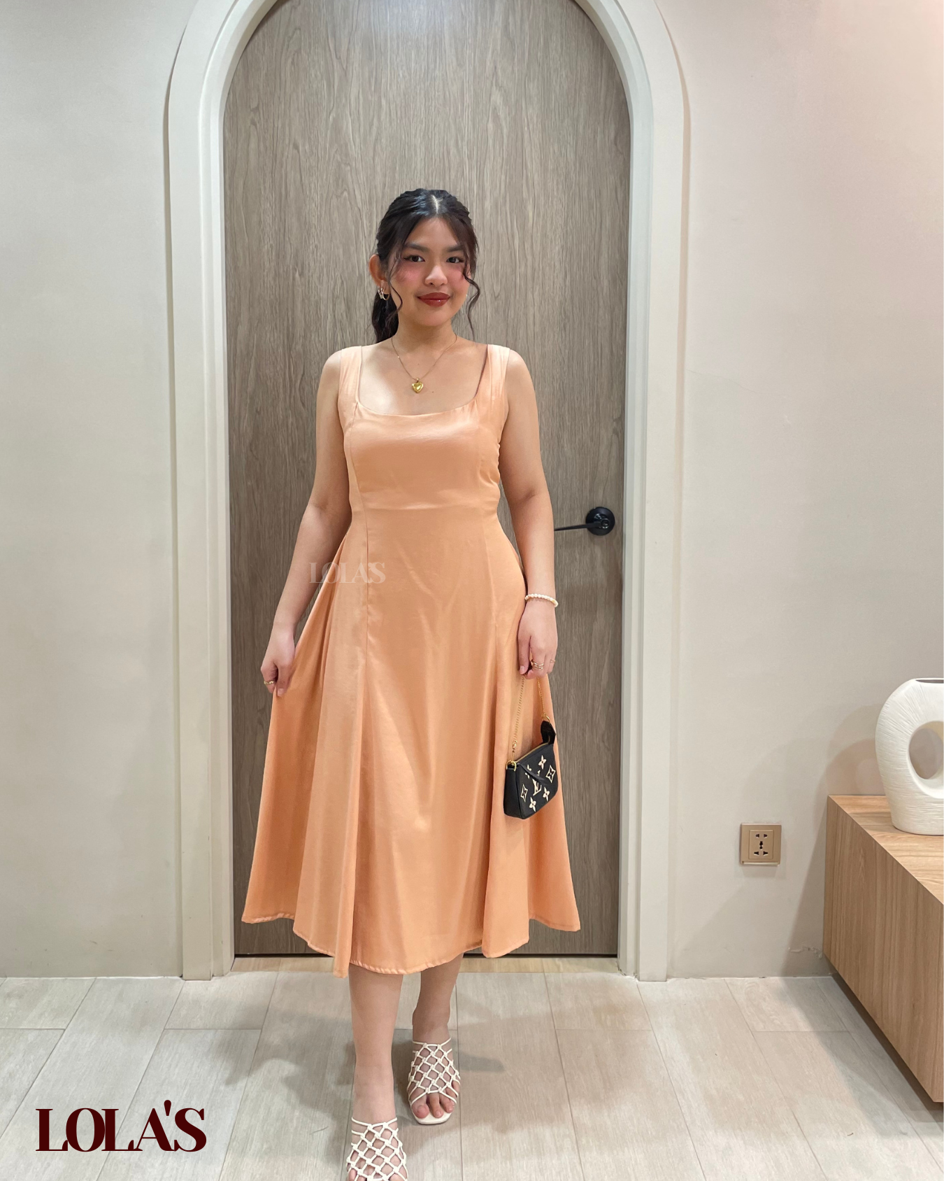 Eri Dress (Apricot)